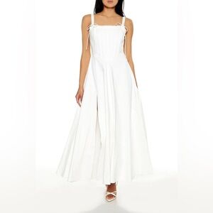 Elegant White Maxi Dress